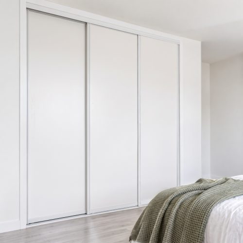 Ultra Triple Sliding Doors – White + White + White